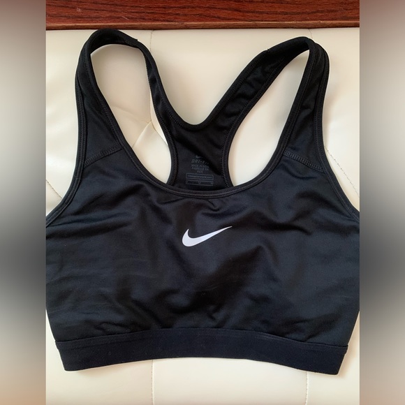 Nike Dri-fit Logo sports bra - Picture 2 of 5